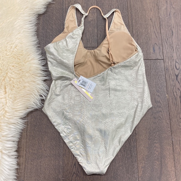 Sports Illustrated Viper One Shoulder One Piece 10 - Picture 6 of 7